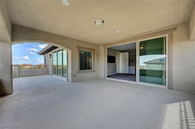 Building Photo - 358 Elder View Dr