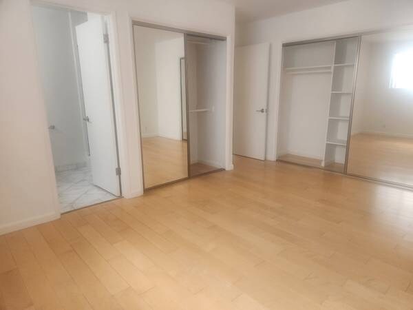 Building Photo - 1033 3rd St