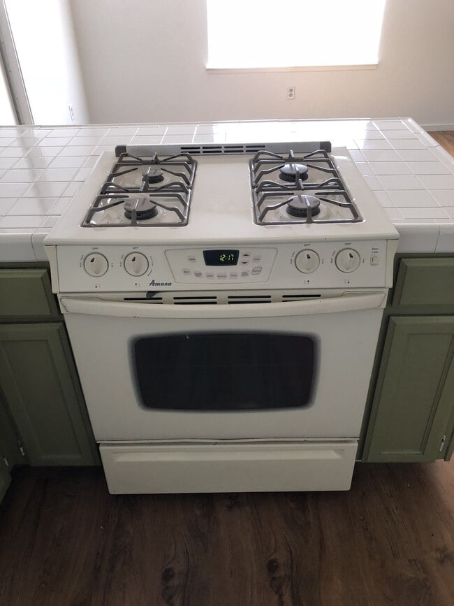 Building Photo - 1715 E Mary Ave