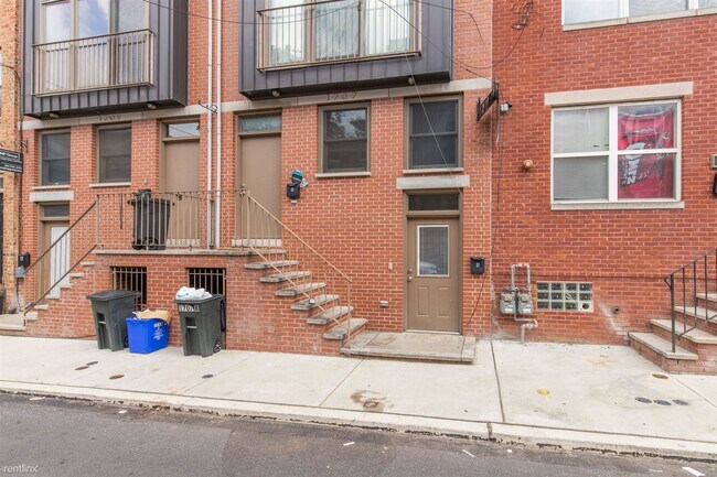 Building Photo - 4 br, 2 bath Duplex - 1707 ARLINGTON ST Un...