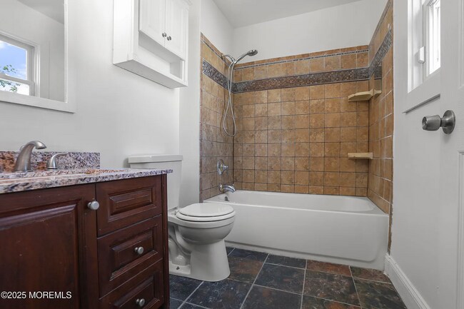 Building Photo - 37 Nautilus Dr