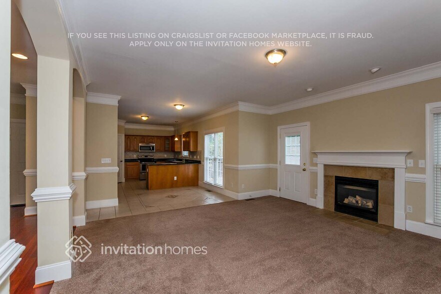 Building Photo - 9014 Sandpiper Dr