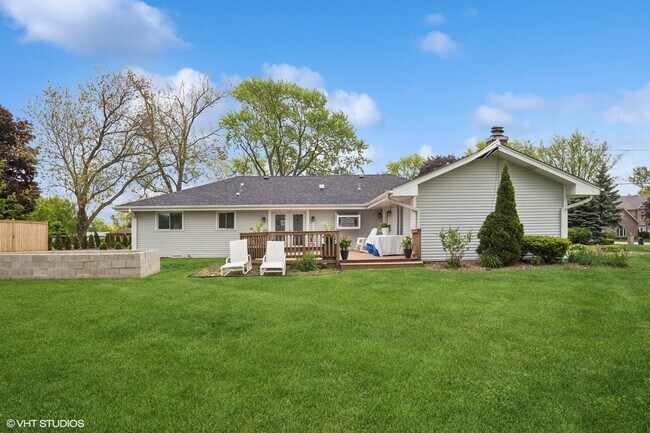 Building Photo - 2050 Beechnut Rd