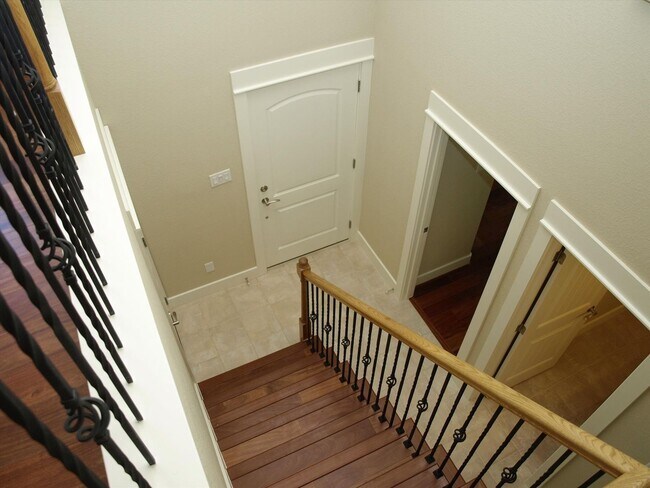 Building Photo - 4514 Depew Ave
