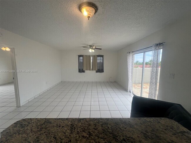 Building Photo - 5100 SW 41st St