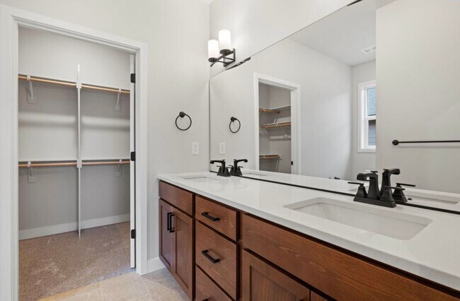 Building Photo - Brand New Construction Home in Richland – ...