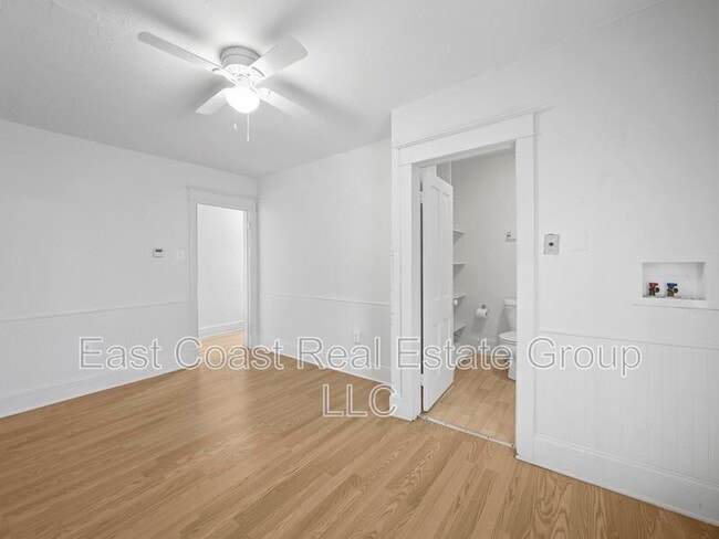 Building Photo - 157 N Conococheague St