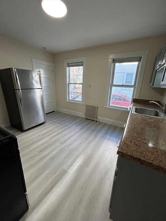 Building Photo - 19 Oakland St