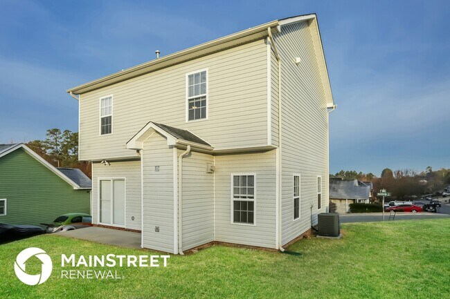 Building Photo - 823 Winthrop Ln