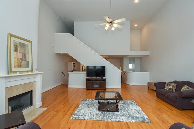 Building Photo - 9821 Sandra Ann Ct