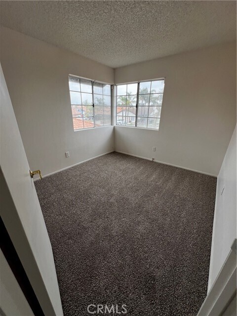 Building Photo - 1195 Bautista Ln