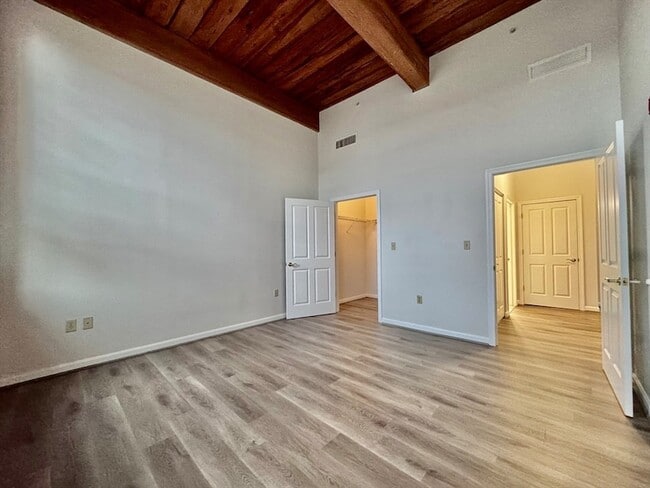 Building Photo - 4 Bishop St