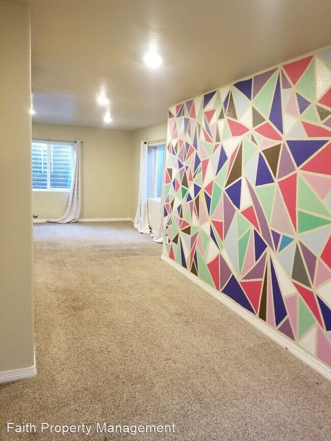 Building Photo - 4 br, 3.5 bath House - 2745 Branding Iron Way