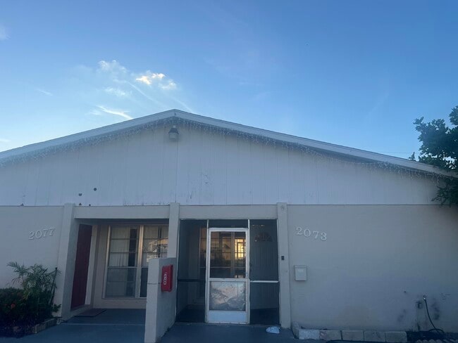 Building Photo - 2073 E Bond Dr