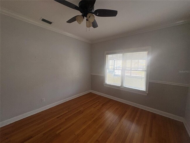 Building Photo - 745 Vistabula St