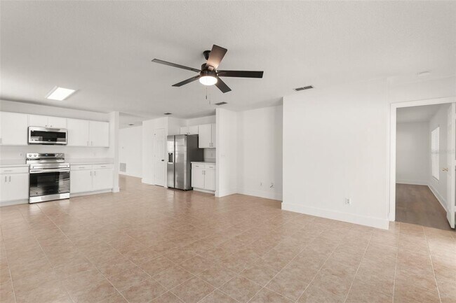 Building Photo - 13050 Prairie Meadows Dr