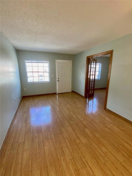 Building Photo - 551 Flemming Way