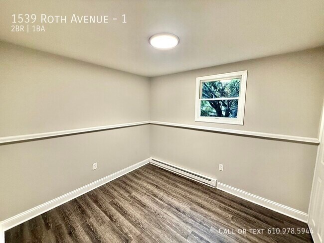 Building Photo - 1539 Roth Ave