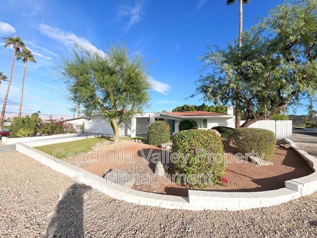 Building Photo - 37548 Bankside Dr