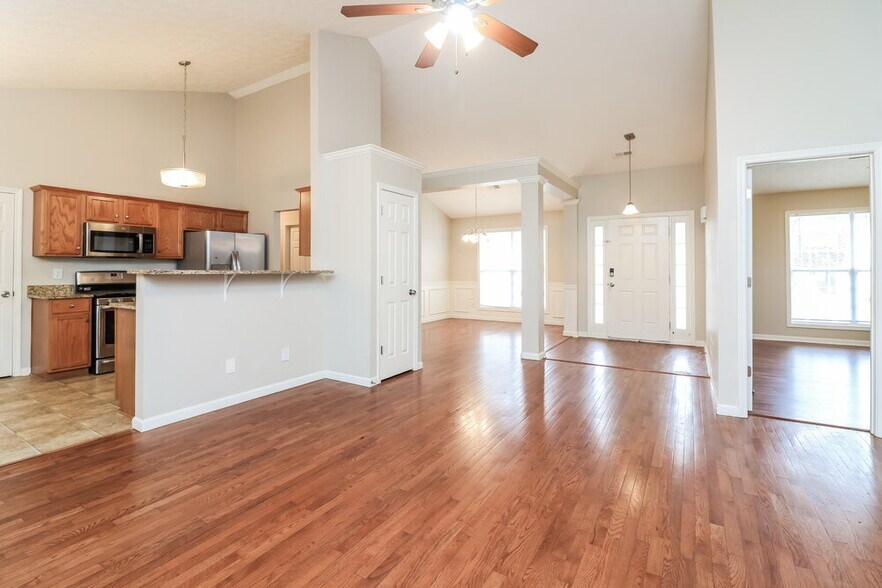 Building Photo - 127 Berkley Dr