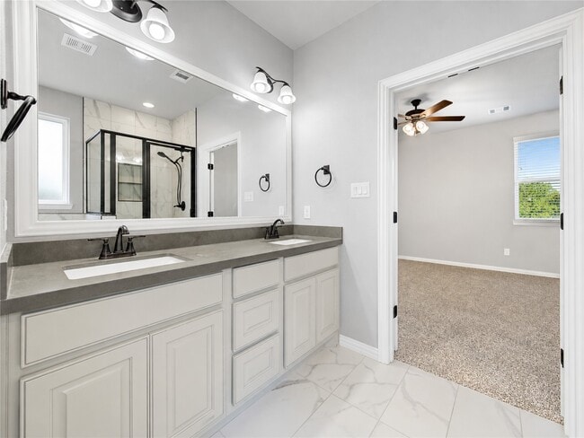 Building Photo - 6205 Daytona Dr