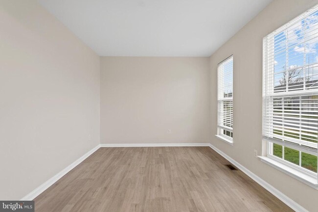 Building Photo - 290 Norland Knoll Dr