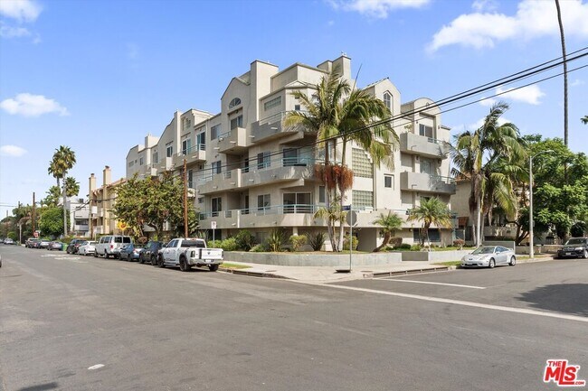 Building Photo - 12773 Caswell Ave