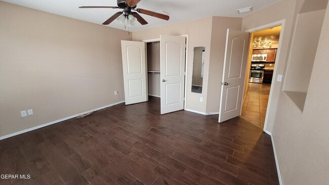 Building Photo - 14247 Hacienda Rock Dr