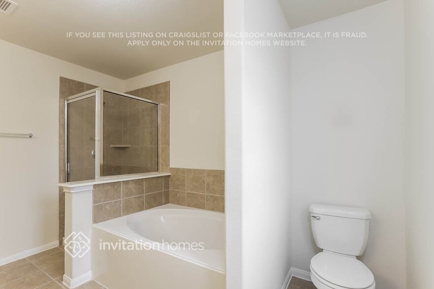 Building Photo - 30823 Gardenia Trace Dr