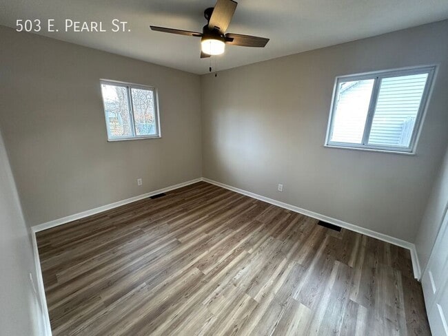 Building Photo - 503 E Pearl St