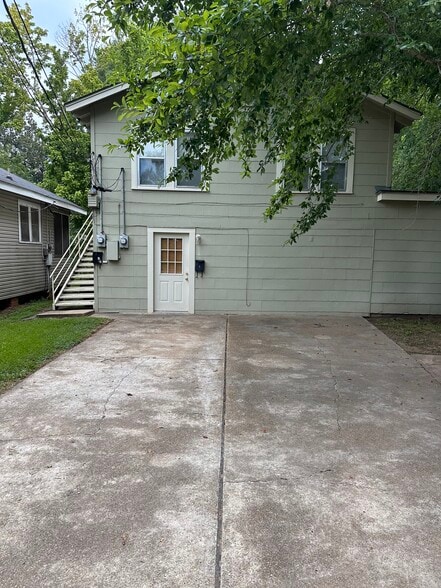 2414 B Vance Ave - 2414 Vance Ave