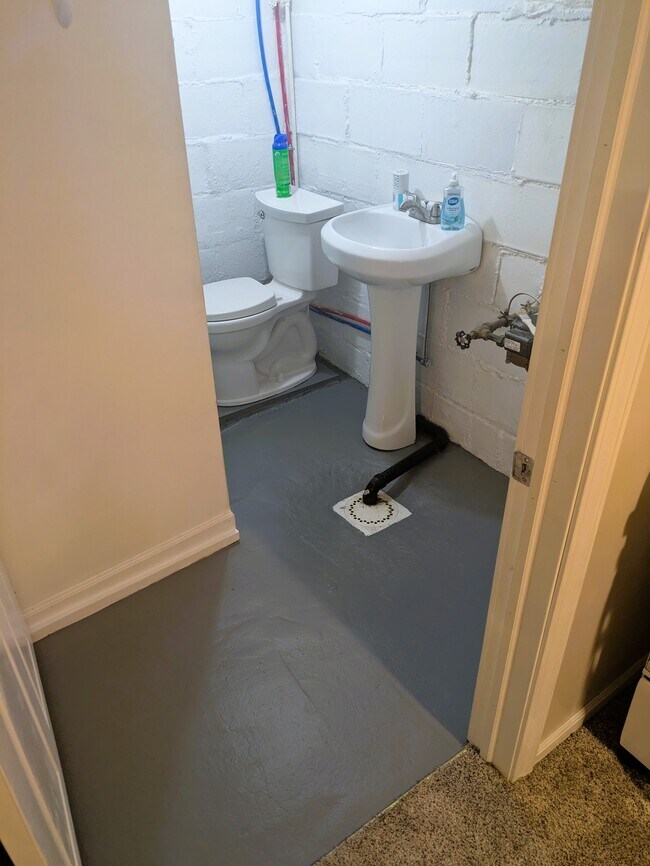 Building Photo - 212 N 3rd St