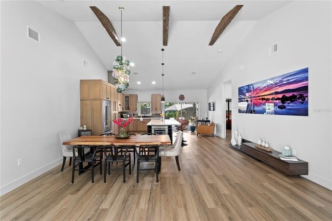 Building Photo - 2107 Branch Hill St