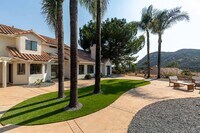 Building Photo - 5 Bed, 4 Bath in the Beautiful Alpine