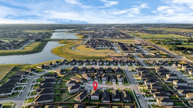 Building Photo - 3009 Blue Gem Ct