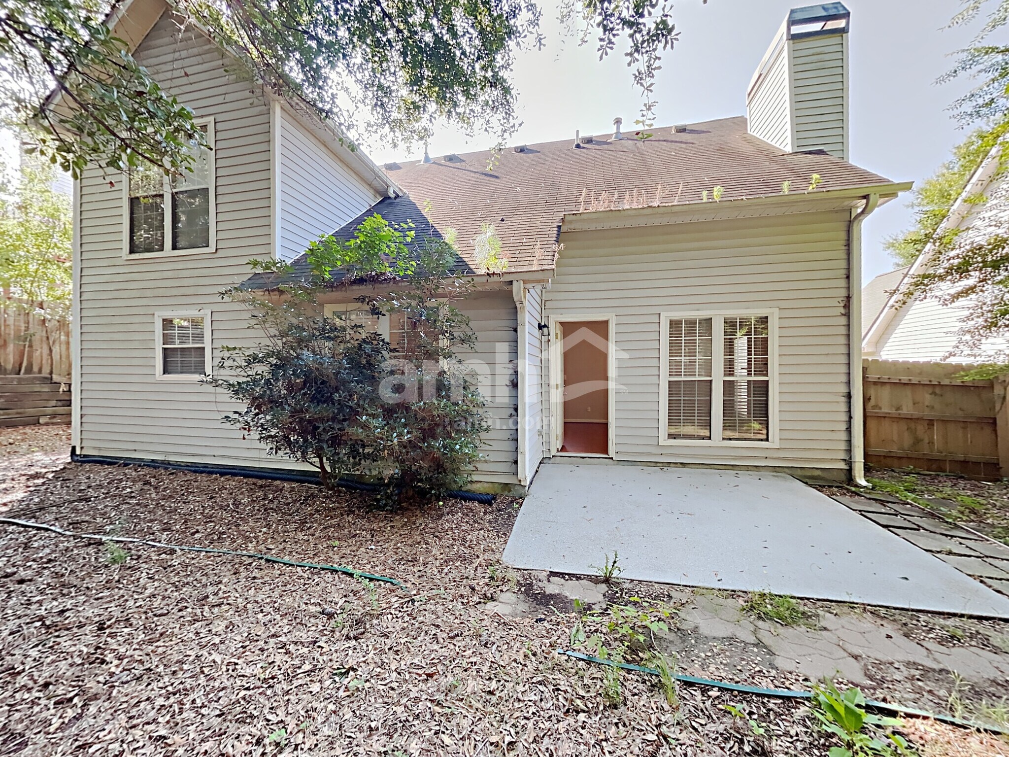 Building Photo - 670 Old Johnson Rd