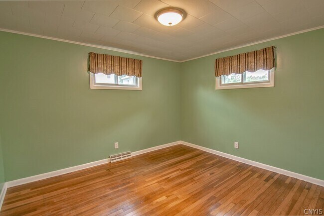 Building Photo - 311 Swansea Ave