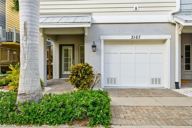 Building Photo - 3167 Moorings Dr S