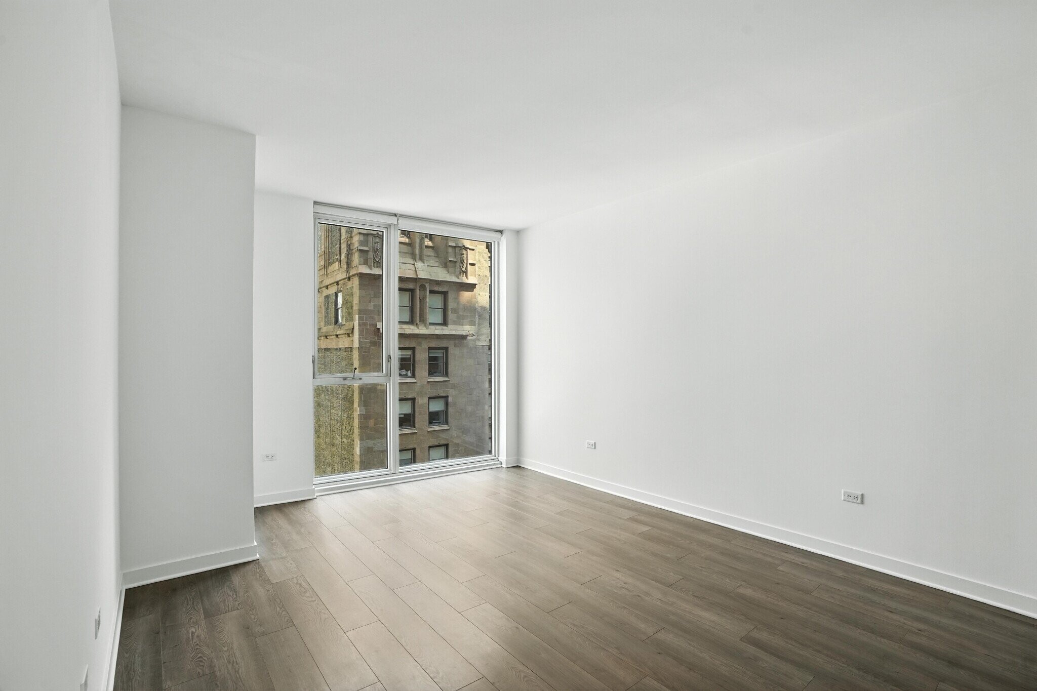 Building Photo - 29 W Randolph St