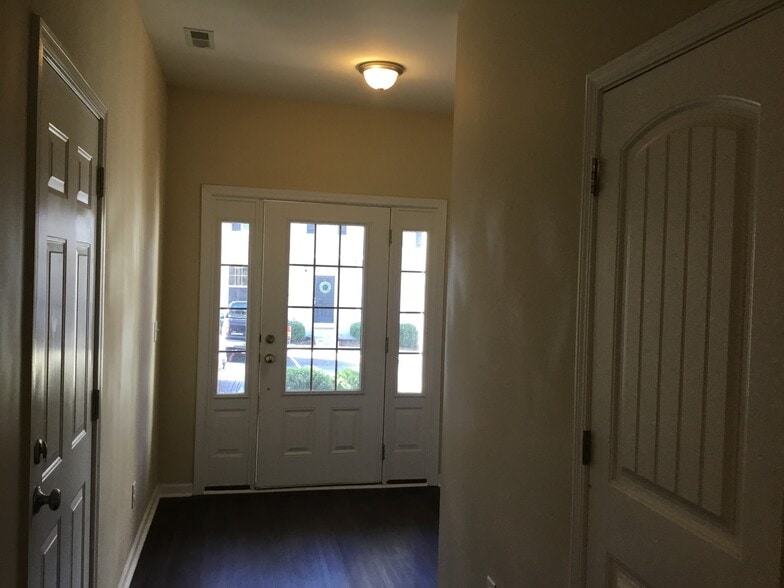 Building Photo - 14308 Foxcroft Rd