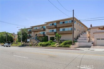 Building Photo - 209 S Prospect Ave