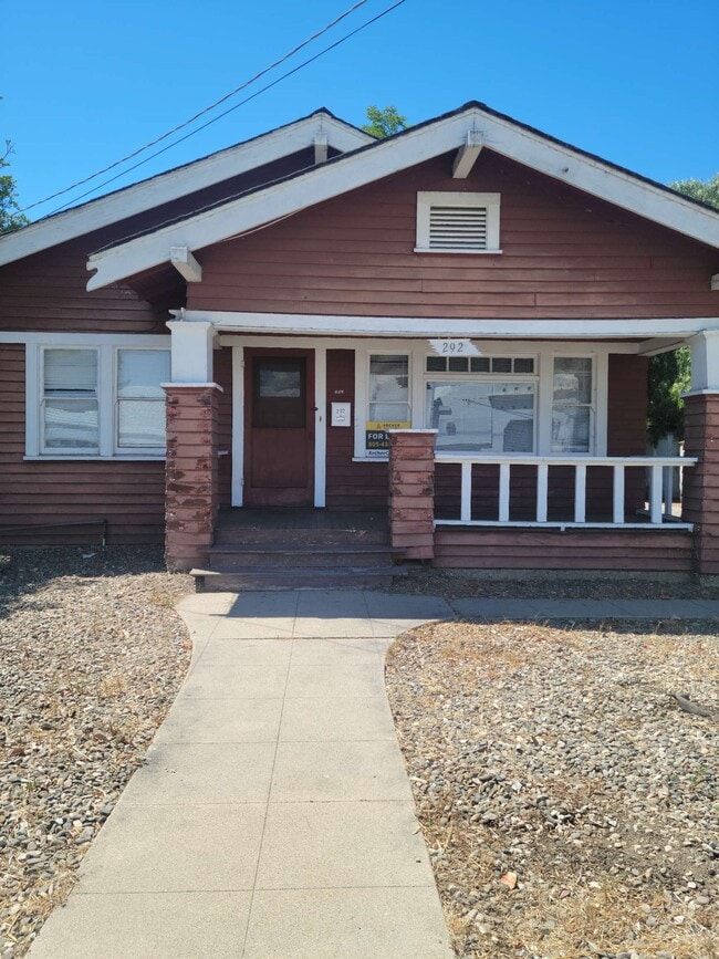 Primary Photo - 292 Higuera St