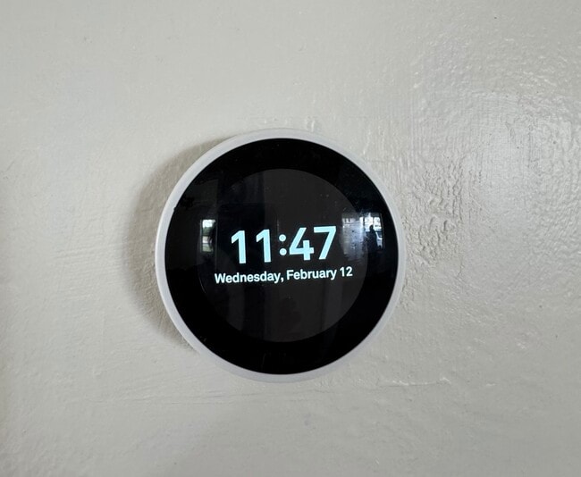 Building Photo - 238 E Harding St