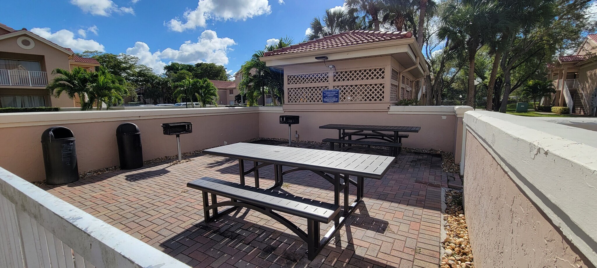 BBQ area - 10450 SW 157th Ct