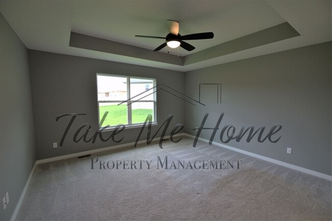 Building Photo - Gorgeous 3 bedroom in Nixa!