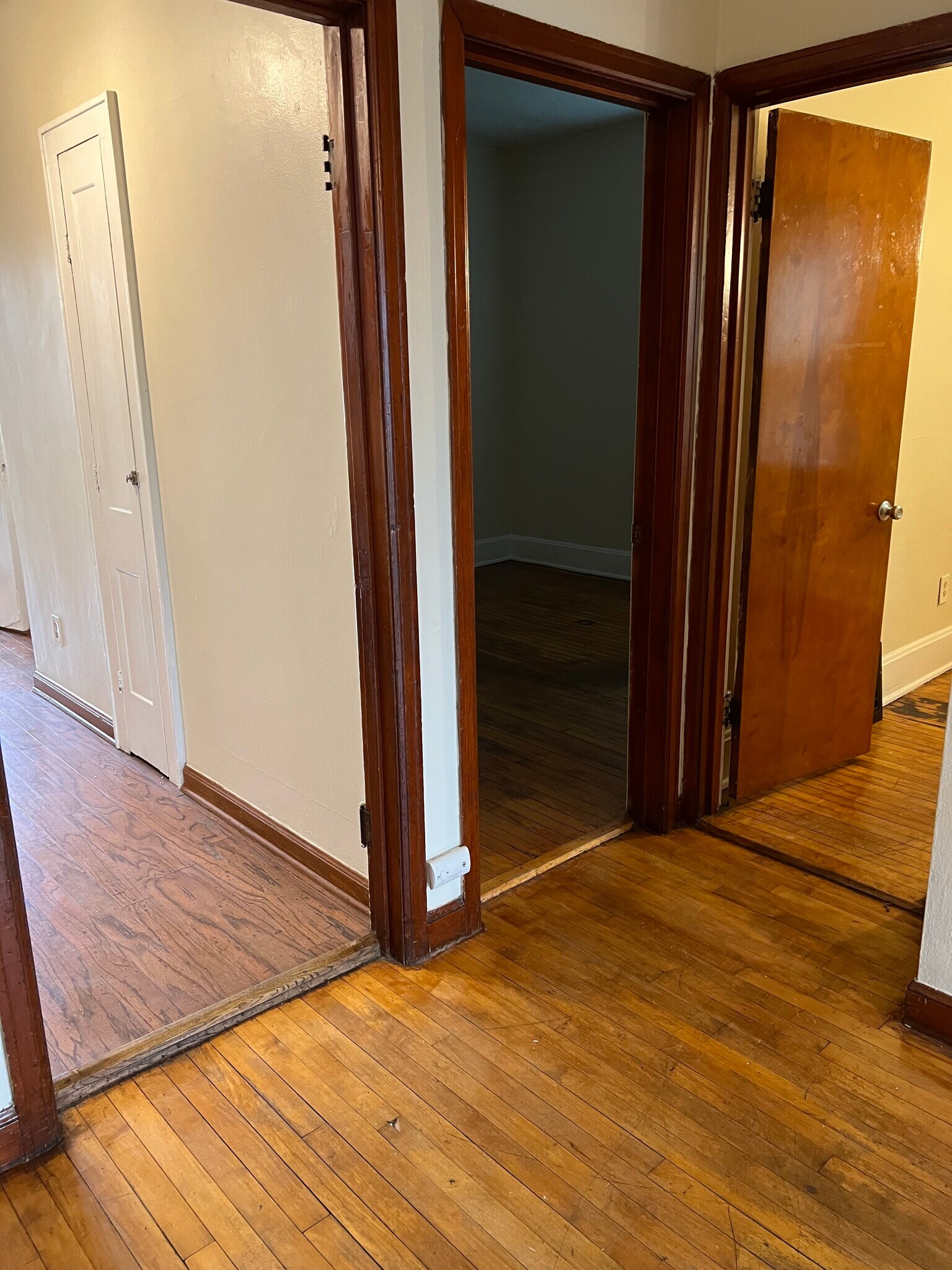 Building Photo - 2655 S 14th St