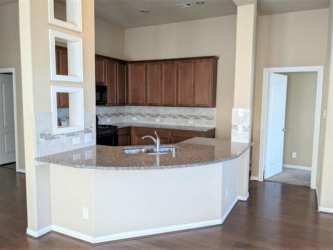Building Photo - 9427 Fossil Canyon Dr