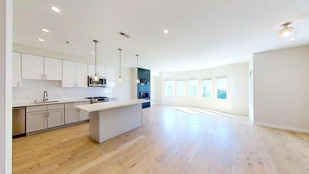 Building Photo - 6635 3rd St