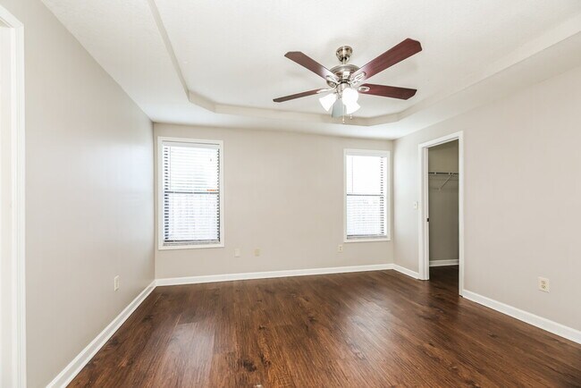 Building Photo - 641 Charles Pinckney St