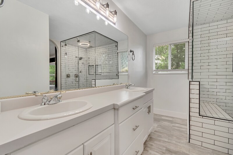 Building Photo - 2154 Wasatch Blvd